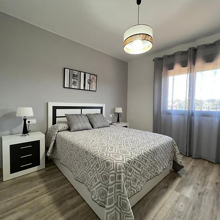 Casa Rural "El Canuelo" Aljucen ภายนอก รูปภาพ