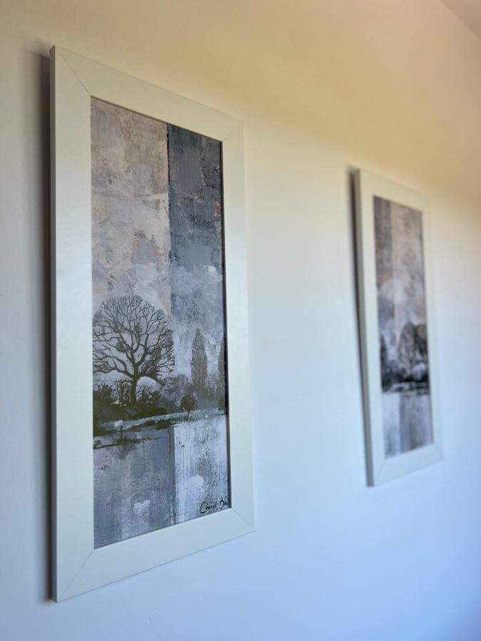 Casa Rural "El Canuelo" Aljucen ภายนอก รูปภาพ