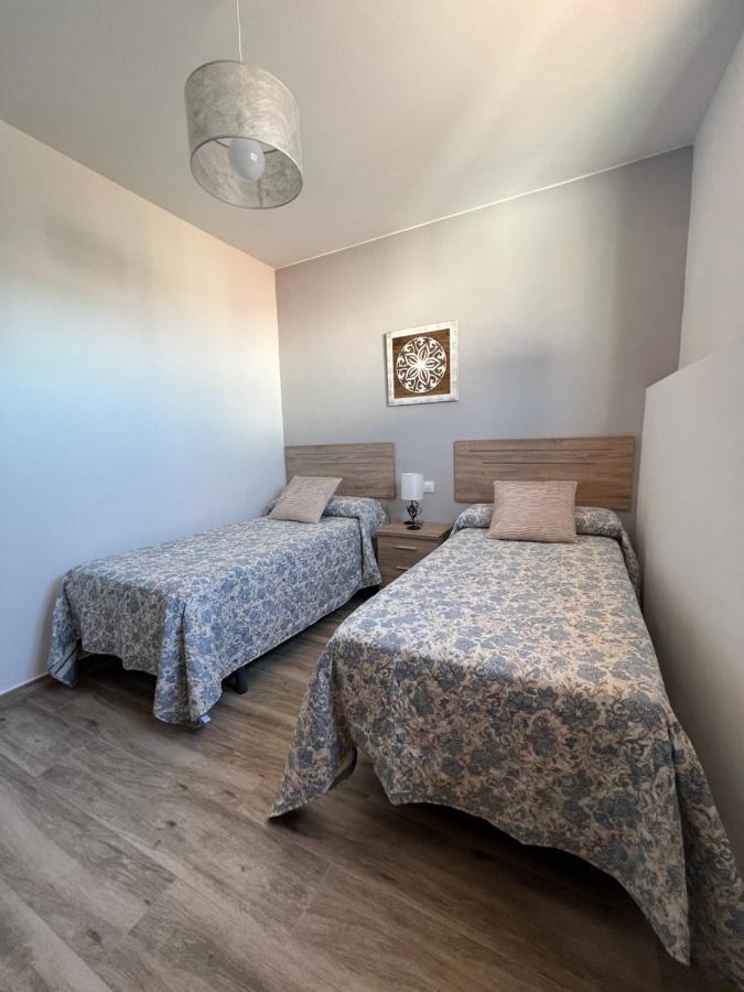 Casa Rural "El Canuelo" Aljucen ภายนอก รูปภาพ