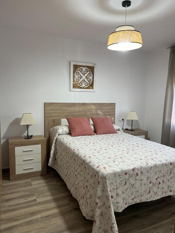 Casa Rural "El Canuelo" Aljucen ภายนอก รูปภาพ